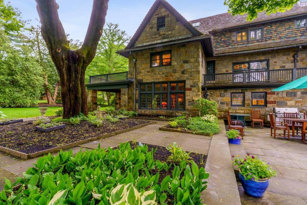 Vila The Mansion At The Highlands Fall River Exteriér fotografie